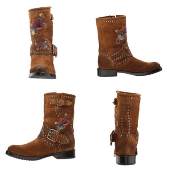 Frye Nat Flower suede studded Engineer boots, 7.5 - Picture 2 of 5